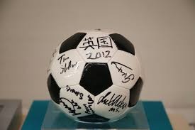 F1-2025赛季开赛即结局？迈凯伦直接领奖？法拉利乙烷？